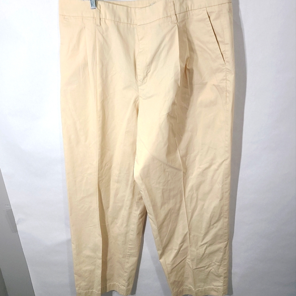 A New Day Women's Pants Size 16 Pleated Cream Office Career Wear